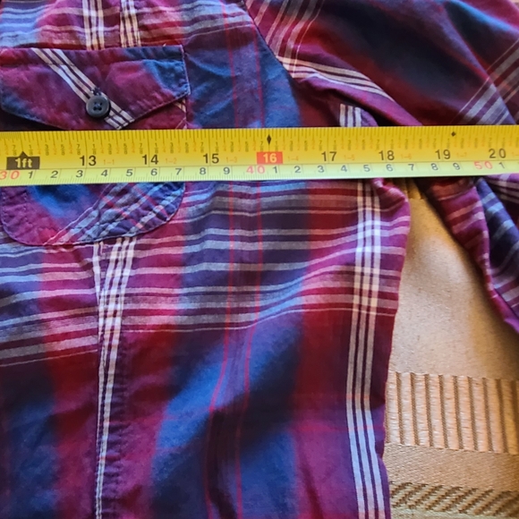 Checked shirt - Picture 10 of 13